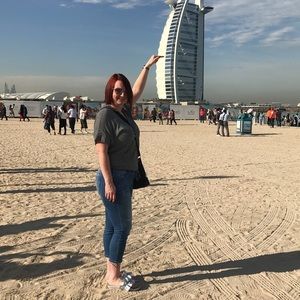 Meet your Posher, Cari